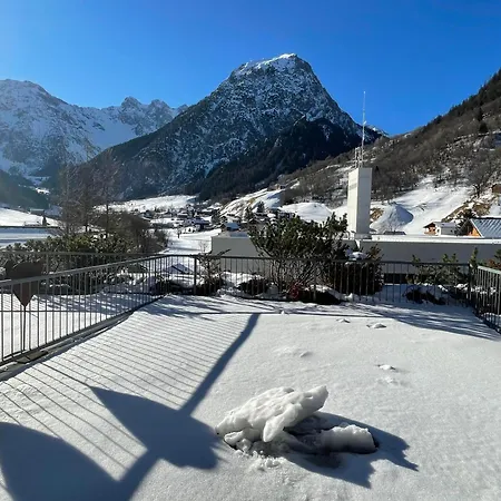 Colrosa Berendsen 7 アパート