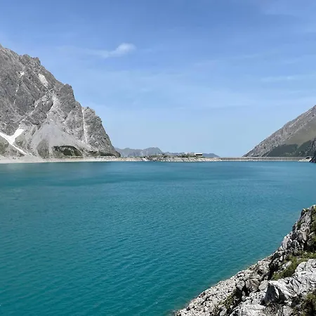 アパート Colrosa Berendsen 7 *