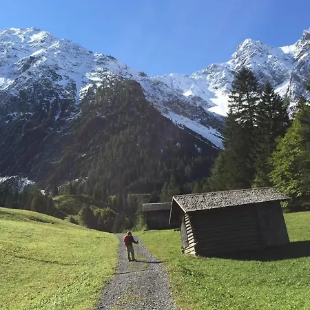 アパート Colrosa Berendsen 7 ブラント