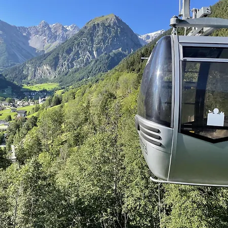 Colrosa Berendsen 7 アパート